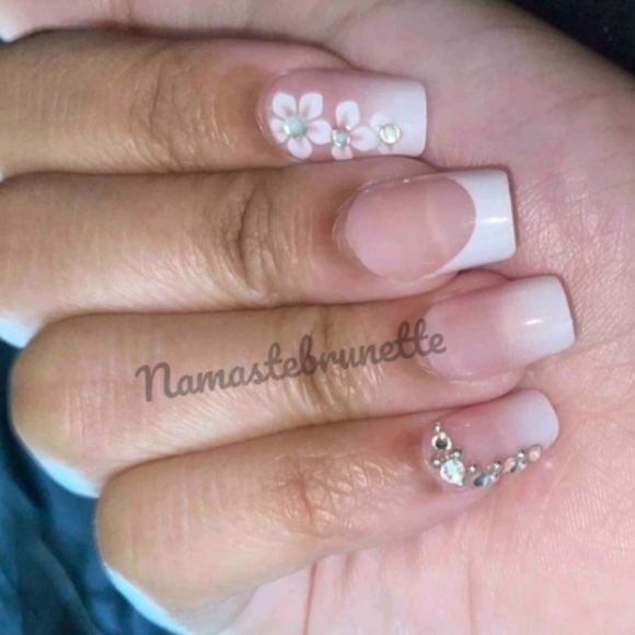 2/$16 Floral Rhinestone French Manicure Press On Nails - Picture 8 of 16